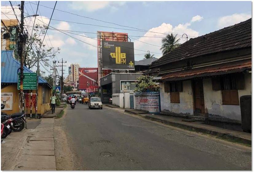 Hoarding-Mannuthy, Trichur, Kerala Hoarding-Mannuthy, Trichur, Kerala